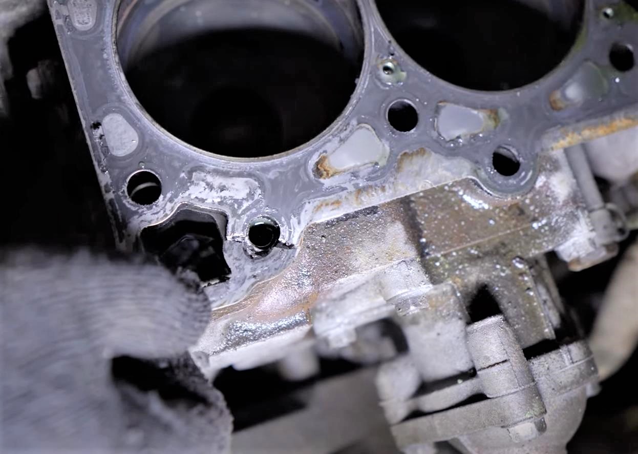 пробитая прокладка ГБЦ