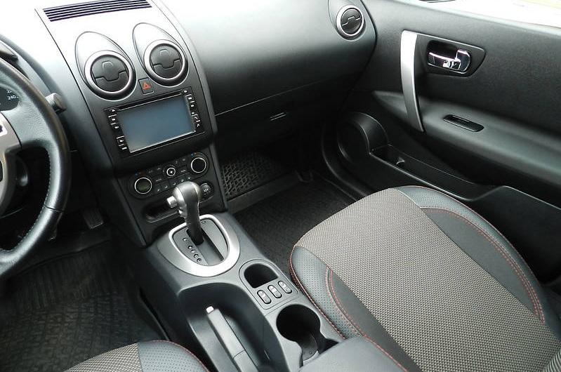 салон Ниссана