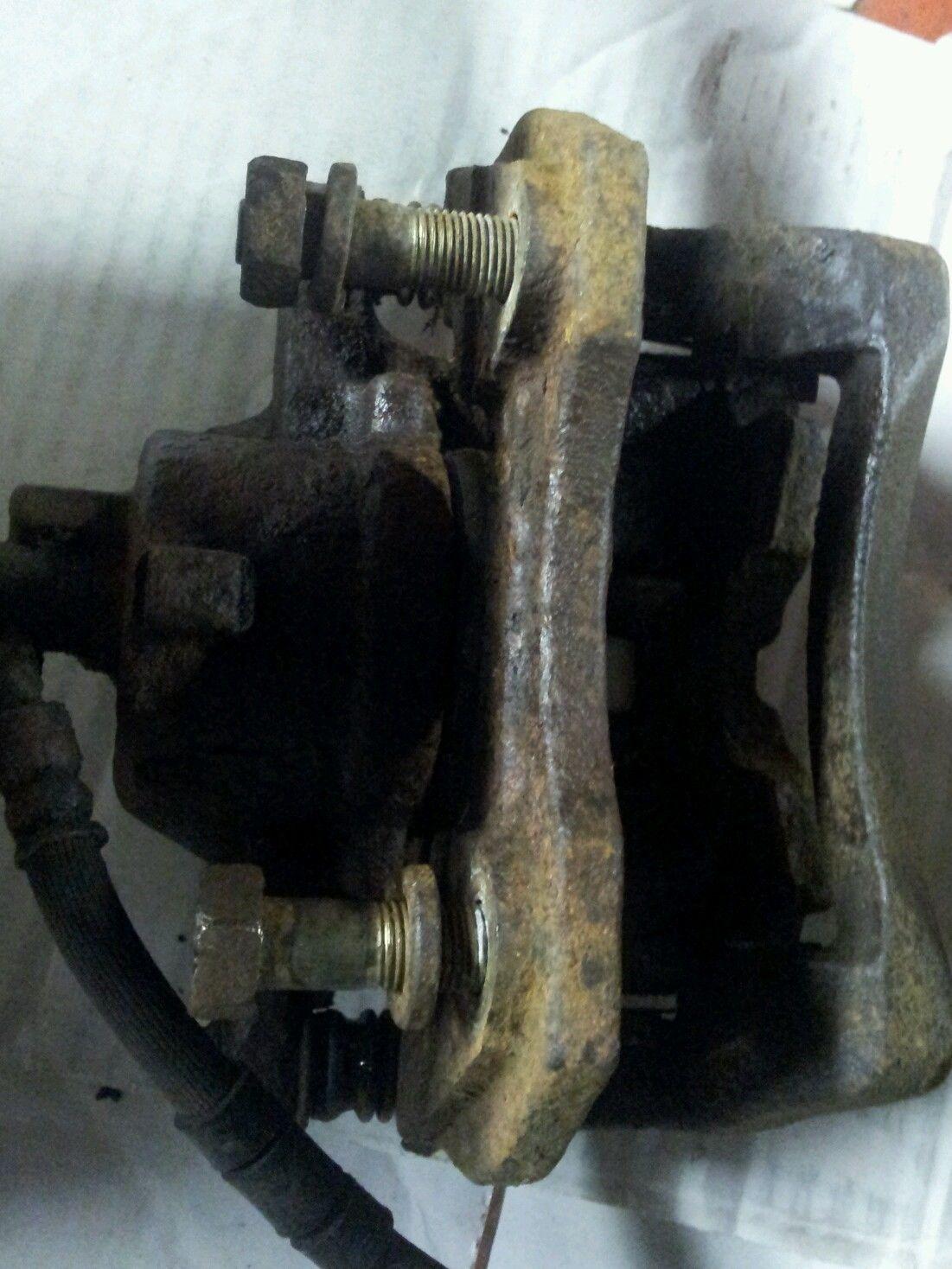 тормозной суппорт Ниссан