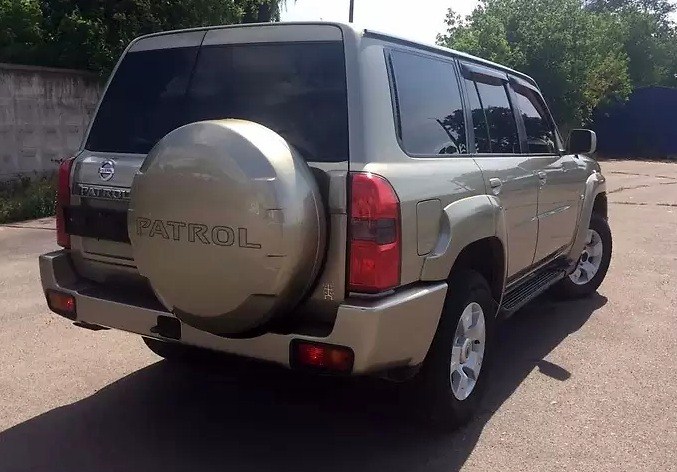Патрол сзади