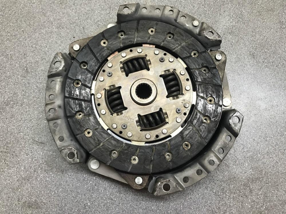 старое сцепление Ниссан