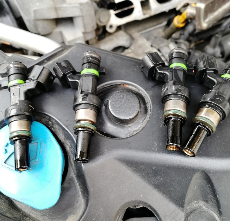 Топливные форсунки