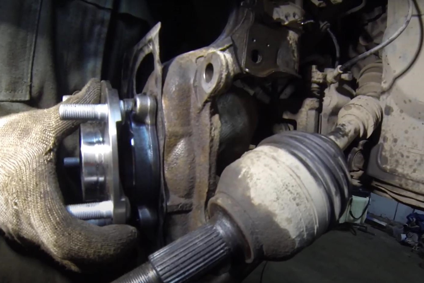 замена ступицы ниссан