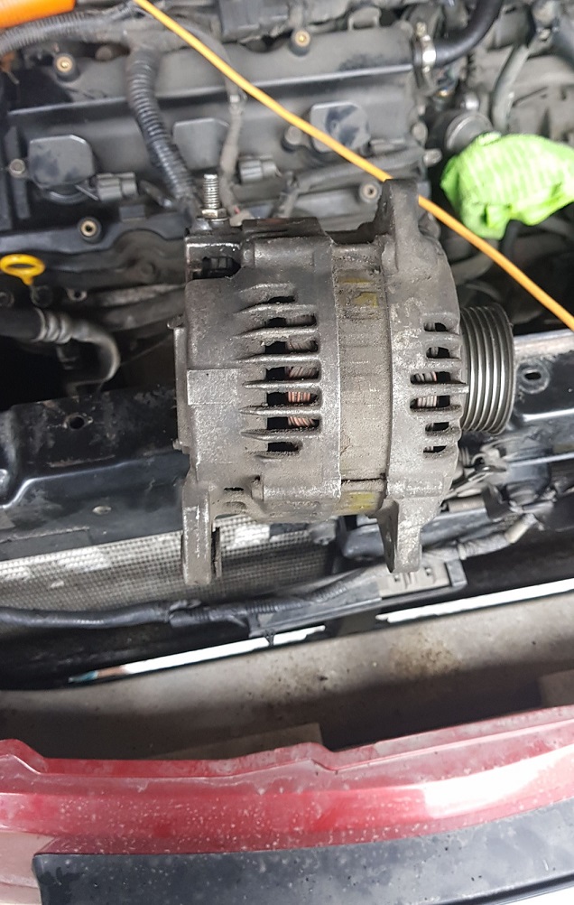 Замена генератора Ниссан