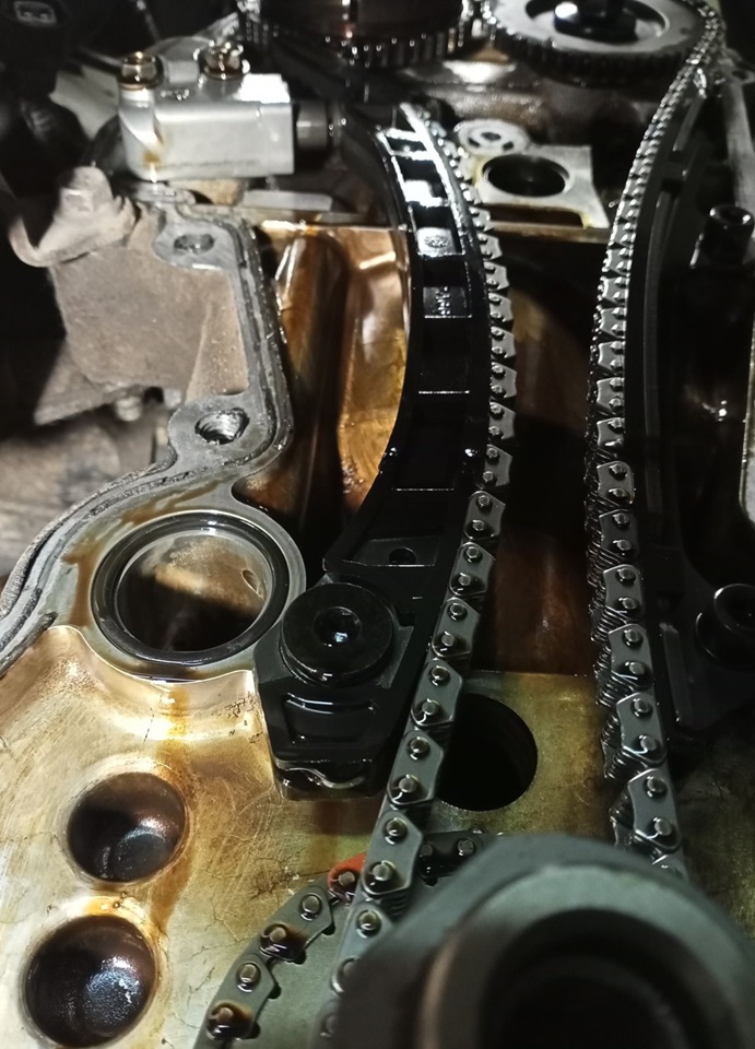 Замена масляного насоса Ниссан, встроенного в переднюю крышку