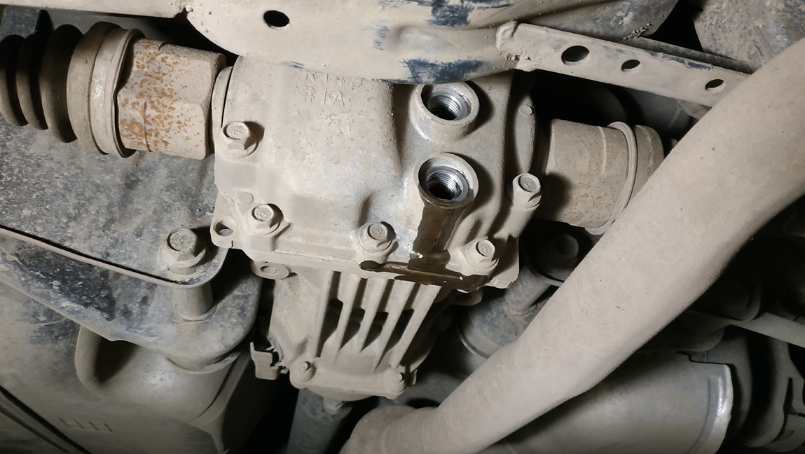 Замена масла в редукторе Ниссан