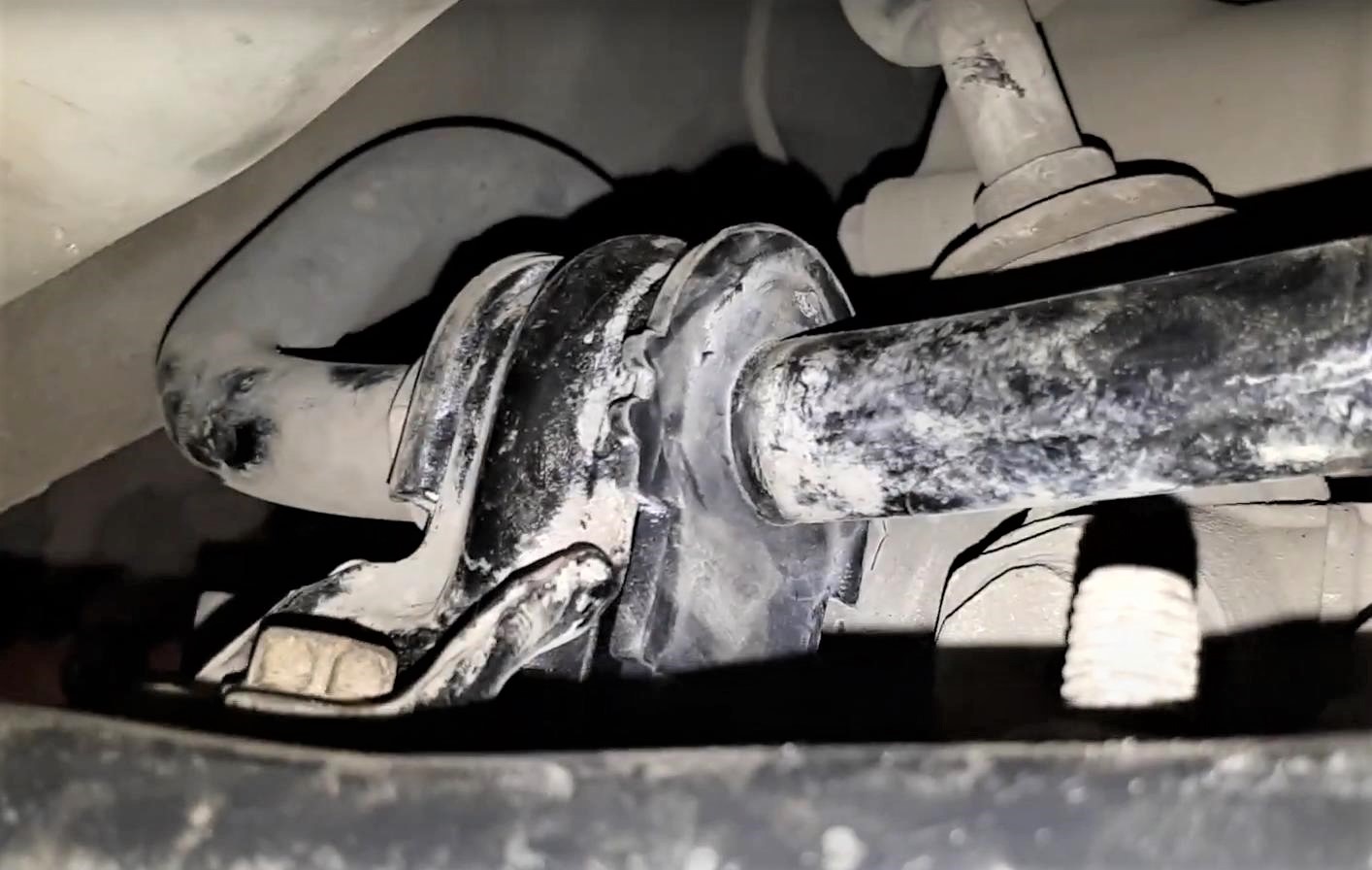 Замена втулок стабилизатора