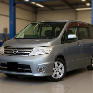 Ниссан Серена после замены масла в вариаторе в автотехцентре