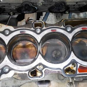 Замена прокладки ГБЦ Ниссан Серена