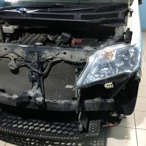 Замена радиатора Ниссан Серена