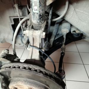 Замена рычагов Ниссан Серена