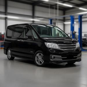 Ниссан Серена после замены сайлентблоков подрамника в автотехцентре