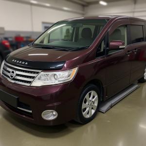 Ниссан Серена после замены стартера в автотехцентре