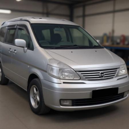 Ниссан Серена после замены радиатора печки в автотехцентре