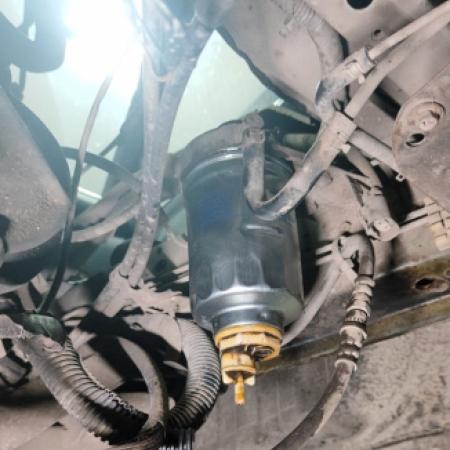 Замена топливного фильтра Ниссан Серена