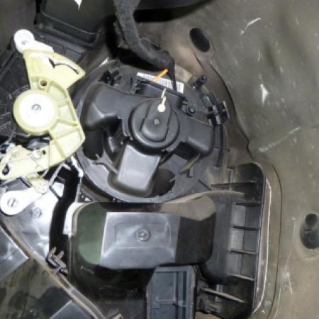 Замена вентилятора печки Ниссан Альмера