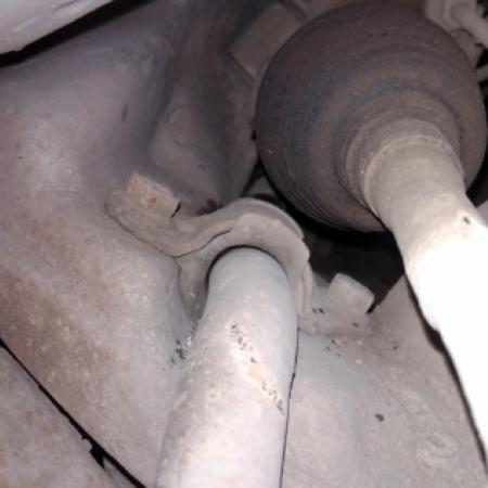 Замена втулок стабилизатора Ниссан Альмера