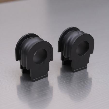 Новые втулки стабилизатора поперечной устойчивости готовы к монтажу