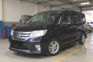 Ниссан Серена после замены аккумулятора в автотехцентре