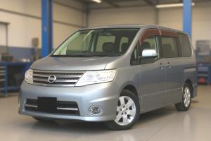 Ниссан Серена после замены масла в вариаторе в автотехцентре