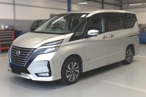 Ниссан Серена после замены стеклоподъемника 