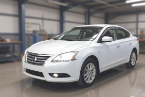 Ниссан Сентра после замены лобового стекла в автотехцентре