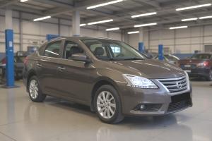 Ниссан Сентра после замены радиатора печки в автотехцентре