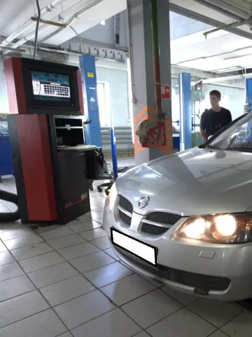 ниссан в обслуживании